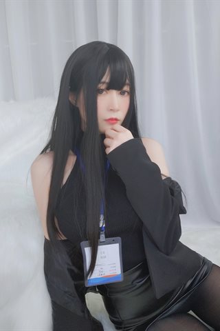 白银81-自撮り Vol.18 (動画入り) 职场新人 - 0002.jpg