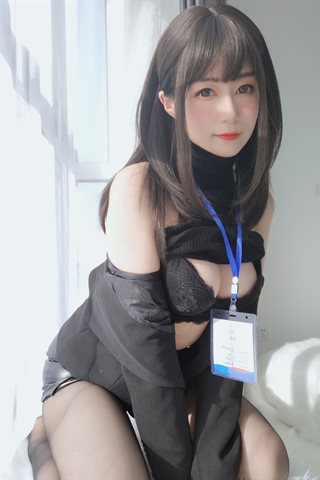 白银81-自撮り Vol.18 (動画入り) 职场新人 - 0034.jpg