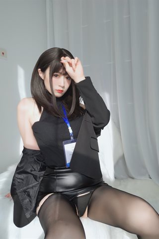 白银81-自撮り Vol.18 (動画入り) 职场新人 - 0047.jpg