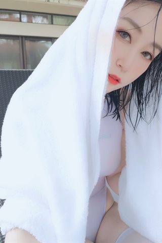 白银81-自撮り Vol.30 (動画入り) 白色竞泳 - 0051.jpg