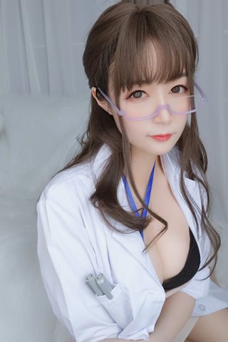 白银81-自撮り Vol.41 (動画入り) 私人医生 - 0119.jpg