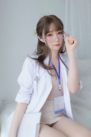 白银81-自撮り Vol.41 (動画入り) 私人医生 - 0138.jpg