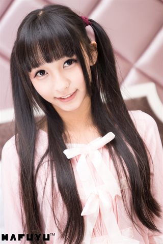 神楽坂真冬-早期写真-粉白条纹系列 - 0005.jpg