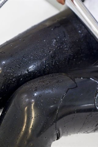 神楽坂真冬-早期写真-黑色皮裤系列(动态图穿裤袜) - 0011.jpg