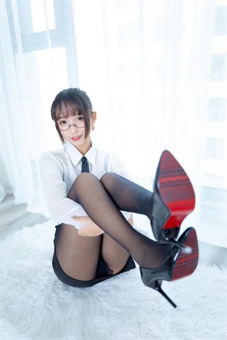 神楽坂真冬-真冬の电子相册29.《ホワイトオフィス》 - 0029.jpg
