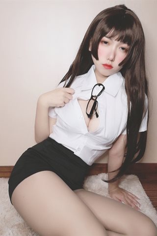 芋圆侑子-醉酒小秘书 - 0019.jpg