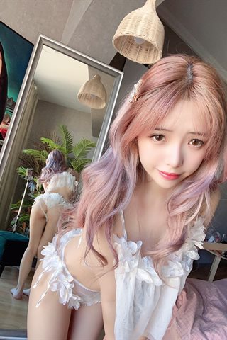 雯妹不讲道理-2020年06-六月自拍礼包-纯白花朵 - 0025.jpg