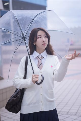 黑川-日本旅拍-japan-雨伞本白色制服(三丽鸥) - 0010.jpg