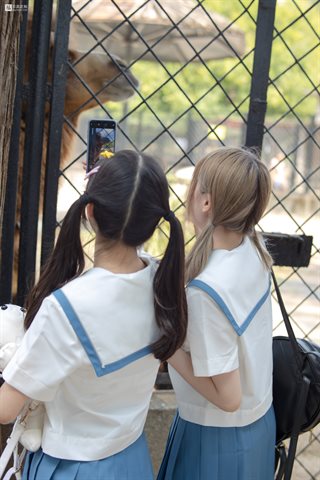 JKFUN-非编号命名-两女一ZOO - 0079.jpg