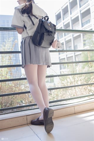 JKFUN-非编号命名-抑郁湖边与绝望天台 - 0026.jpg