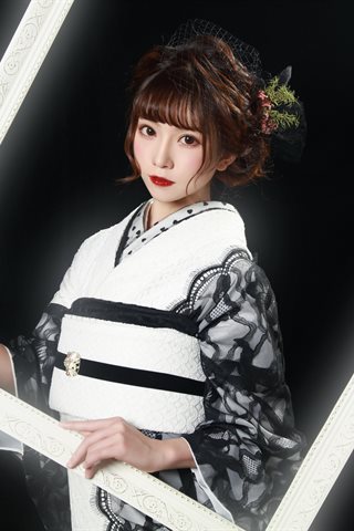 Kitaro_绮太郎-和服少女03(黑白) - 0007.jpg