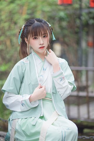 Kitaro_绮太郎-娉娉袅袅十三余，豆蔻年华二月初 - 0004.jpg