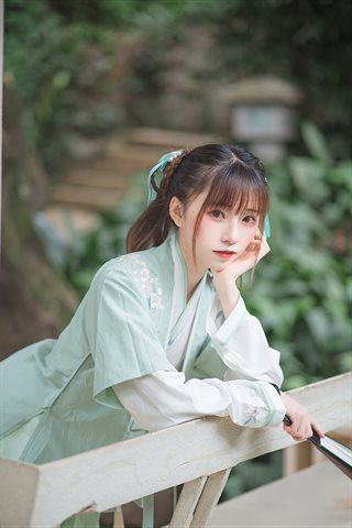 Kitaro_绮太郎-娉娉袅袅十三余，豆蔻年华二月初 - 0005.jpg