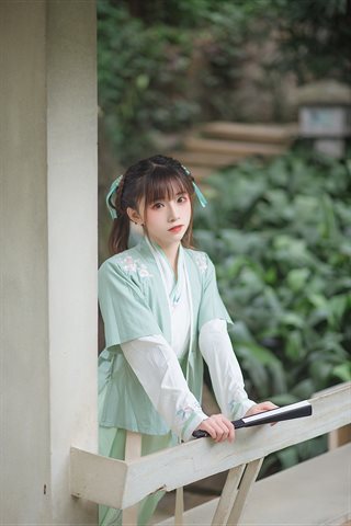 Kitaro_绮太郎-娉娉袅袅十三余，豆蔻年华二月初 - 0006.jpg