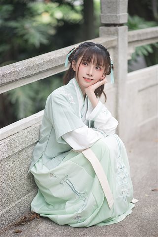 Kitaro_绮太郎-娉娉袅袅十三余，豆蔻年华二月初 - 0008.jpg