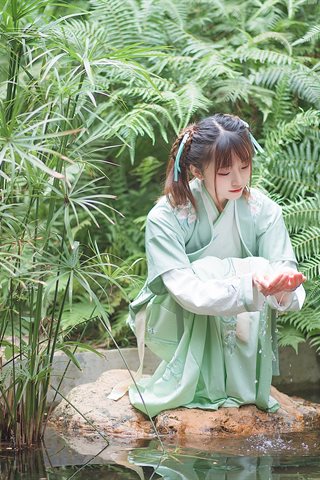 Kitaro_绮太郎-娉娉袅袅十三余，豆蔻年华二月初 - 0010.jpg