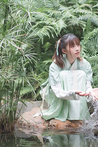 Kitaro_绮太郎-娉娉袅袅十三余，豆蔻年华二月初 - 0013.jpg