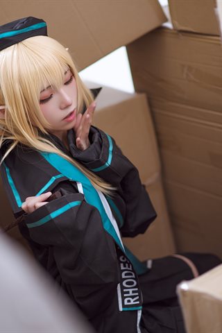 Kitaro_绮太郎-明日方舟 杜林 - 0010.jpg