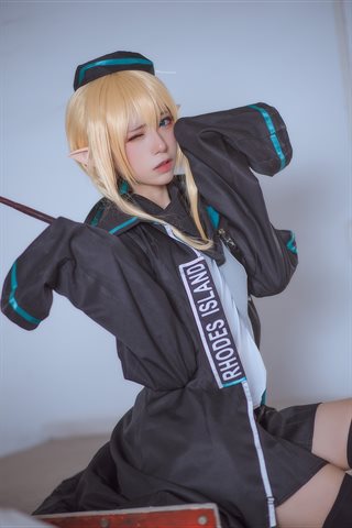 Kitaro_绮太郎-明日方舟 杜林 - 0013.jpg