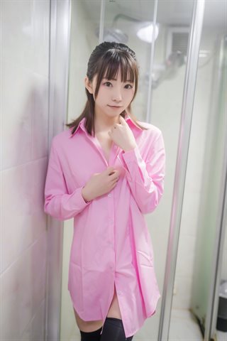 Kitaro_绮太郎-粉色衬衫 - 0002.jpg