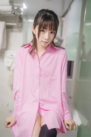 Kitaro_绮太郎-粉色衬衫 - 0036.jpg