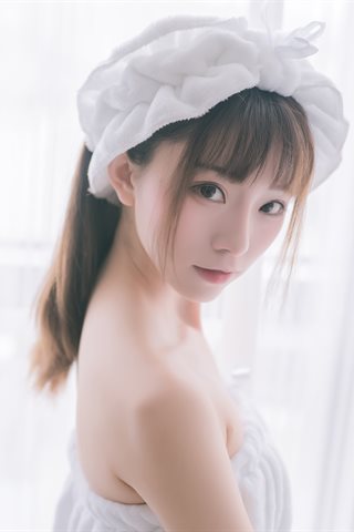 Kitaro_绮太郎-纯白浴巾 - 0015.jpg