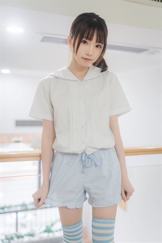 Kitaro_绮太郎-蓝白条纹袜 - 0007.jpg