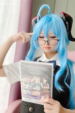 Kuuko W-Ganyu Pure Seifuku - 0016.jpg