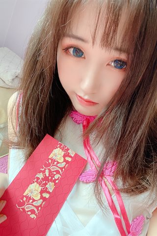 Kuuko W-Red envelopes 2020 - 0004.jpg