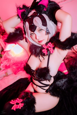 Messie Huang-Jeanne Alter Wolf - 0016.jpg