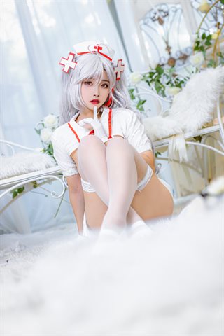 Momoko葵葵-欧根亲王-护士 - 0020.jpg