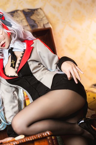 Momoko葵葵-欧根亲王-教师 - 0011.jpg