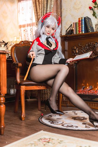 Momoko葵葵-欧根亲王-教师 - 0017.jpg