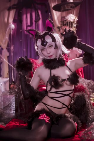 Money冷冷-贞德 - 0002.jpg