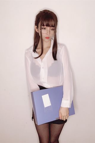 Rioko凉凉子-自拍-教师 - 0004.jpg