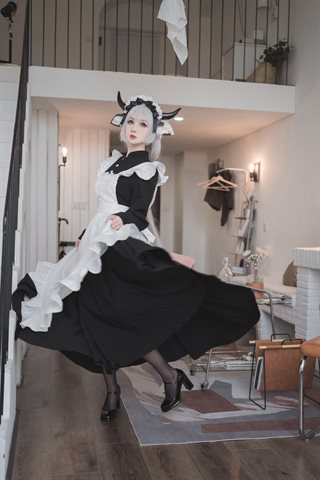 Rioko凉凉子-贴心的牛奶女仆 - 0007.jpg