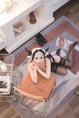 Rioko凉凉子-贴心的牛奶女仆 - 0023.jpg