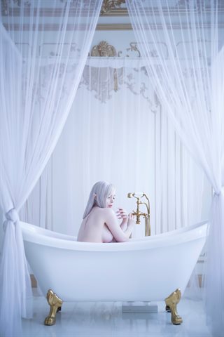 Sayathefox-Ice Princess - 0004.jpg