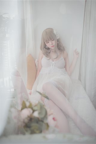 Yoko宅夏-白色丝质连衣裙 - 0008.jpg