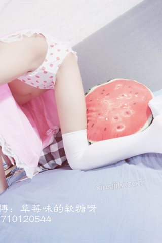 حلوى الفراولة - فستان خادمة حرير أبيض - 0019.jpg
