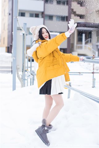 [IMiss爱蜜社] 2018.06.13 Vol.254 许诺Sabrina Giocando con un affascinante kimono nella neve - 0007.jpg