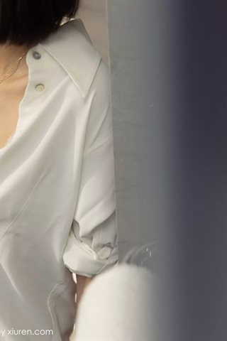 [IMISS爱蜜社] Vol.623 艺轩 깨끗한 흰색 셔츠 - 0052.jpg