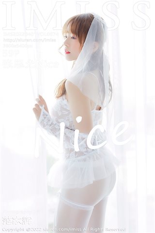 [IMISS爱蜜社] Vol.674 张思允Nice 白色蕾丝婚纱搭配白色丝袜