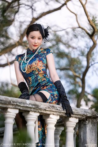 [XIAOYU语画界] Vol.626 Yang Chenchen apresenta cheongsam elegante e charmoso embrulhado em presente do Dia Nacional - 0090.jpg