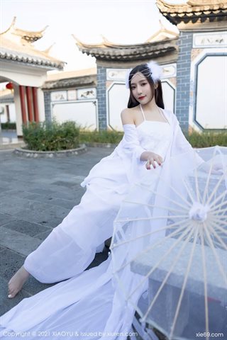 [XIAOYU语画界] Vol.672 Wang Xinyao yanni Yunnan fotografi perjalanan atas kostum kasa putih - 0001.jpg