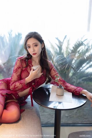 [XIAOYU语画界] Vol.699 Wang Xinyao yanni Huizhou travel shoot ropa interior de encaje rojo con medias rojas - 0004.jpg