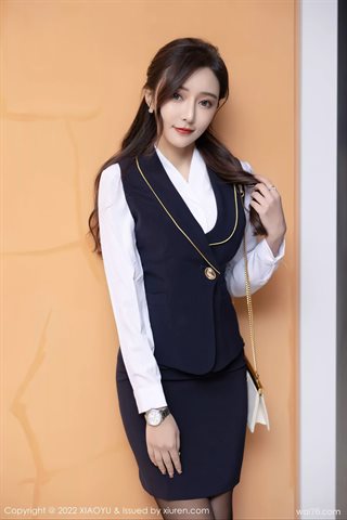 [XIAOYU语画界] Vol.743 Wang Xinyao yanni short skirt, white T-shirt, red underwear and black silk - 0006.jpg
