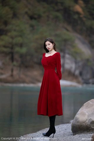 [XIAOYU语画界] Vol.750 Yang Chenchen Yome robe rouge et cheongsam de couleur avec soie noire - 0076.jpg