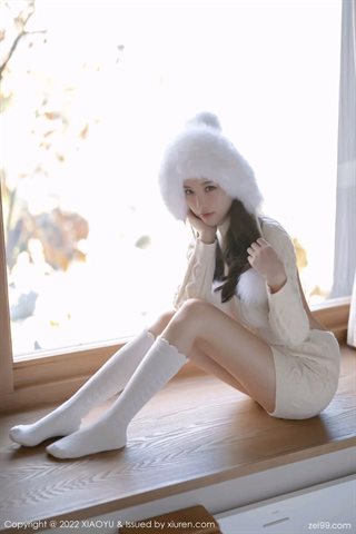 [XIAOYU语画界] Vol.758 सफेद मोजे के साथ यांग चेनचेन योम बैकलेस खरगोश पोशाक - 0014.jpg
