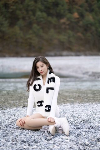 [XIAOYU语画界] Vol.758 Traje de conejo sin espalda de Yang Chenchen Yome con calcetines blancos - 0072.jpg